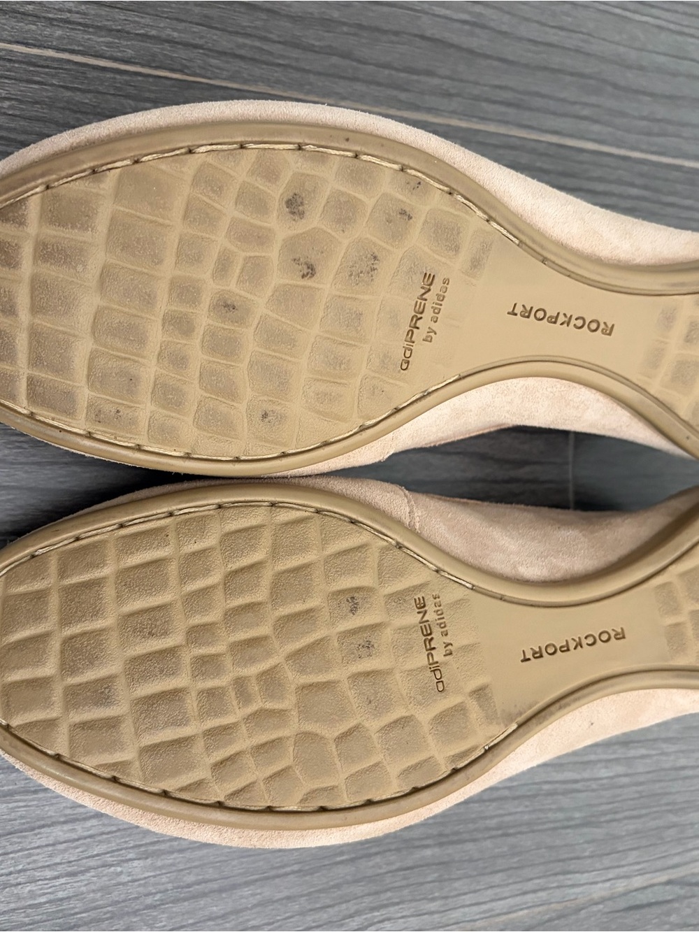 Rockport Women's Suede Driving Moccasins in Sand - Picture 7 of 7